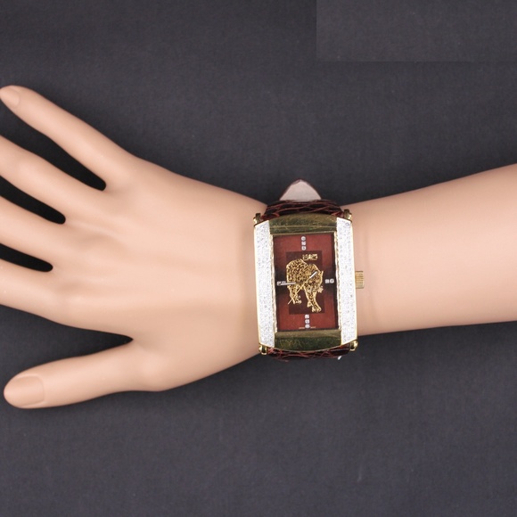 Diamond 0.97 Tcw. Mother-of-pearl Dial Watch